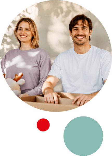 Bunte Kreise und ein Foto von einem jungen Mann und einer jungen Frau die in die Kamera lächeln